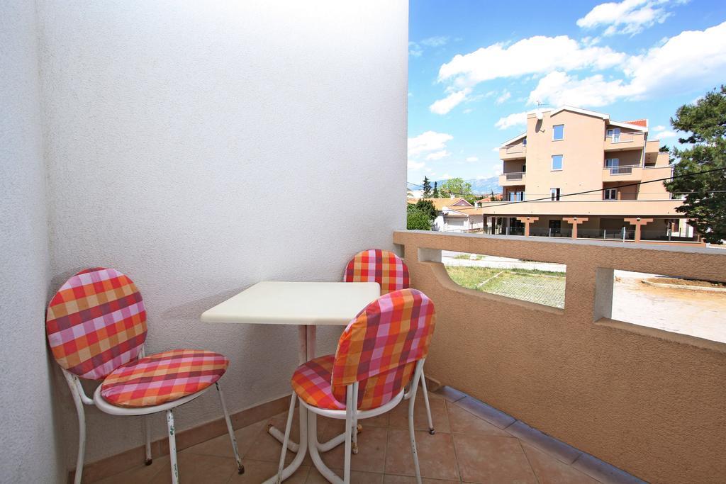 Apartments And Rooms Vesna Novalja Rom bilde